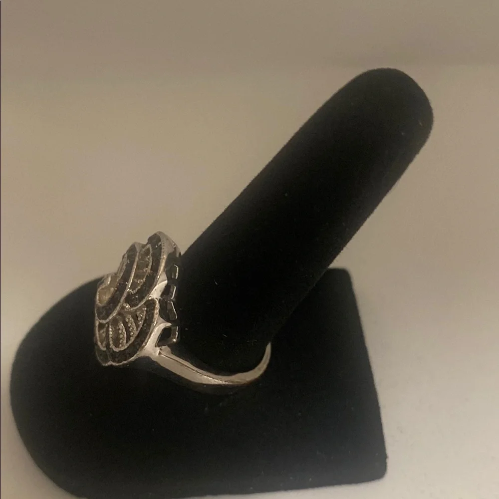 Silver and Black Spiral Gemstone Ring